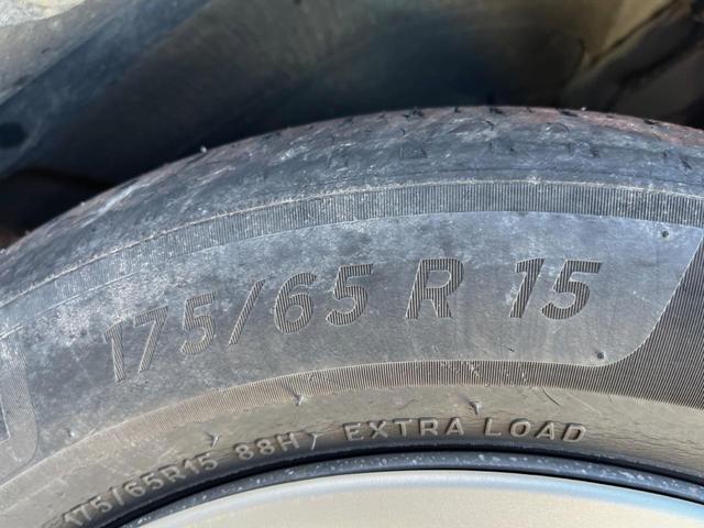 アクア Ｇ　純正ＳＤナビ　バックカメラ　ＥＴＣ　オートエアコン　Ｂｌｕｅｔｏｏｔｈ　ＣＤ　フルセグ（44枚目）