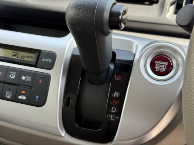 N-WGN G ナビ Bカメラ ワンセグTV Bluetooth スマートキー ドアバイザー イモビライザー AAC キーレスキー 運転席助手席エアバック 横滑り防止機能 PW PS ABS(14枚目)