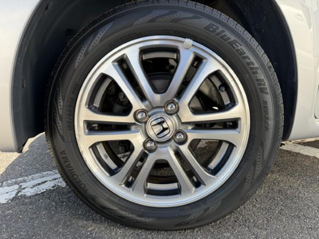 N-BOX G・Lパッケージ ナビ Bカメラ USB入力端子 DVD再生 ワンセグTV 純正AW ドアバイザー I-STOP ベンチ席 両側スライドドア イモビライザー AAC 横滑り防止(27枚目)