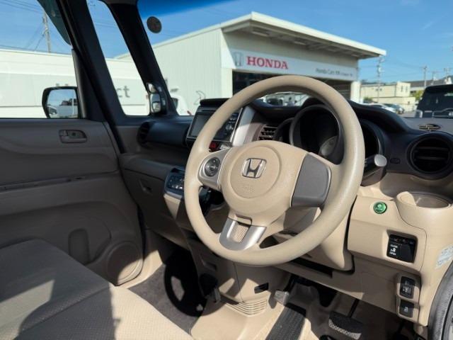 N-BOX G・Lパッケージ ナビ Bカメラ USB入力端子 DVD再生 ワンセグTV 純正AW ドアバイザー I-STOP ベンチ席 両側スライドドア イモビライザー AAC 横滑り防止(37枚目)