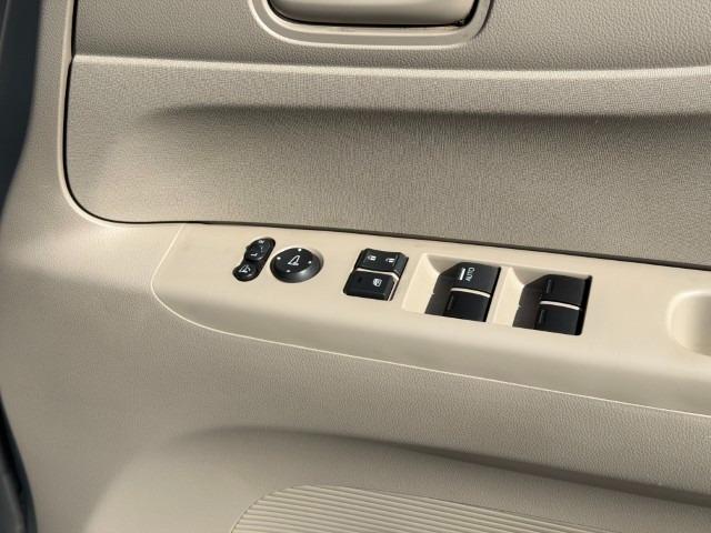 N-BOX G・Lパッケージ ナビ Bカメラ USB入力端子 DVD再生 ワンセグTV 純正AW ドアバイザー I-STOP ベンチ席 両側スライドドア イモビライザー AAC 横滑り防止(38枚目)