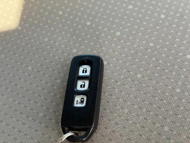 N-BOX G・Lパッケージ ナビ Bカメラ USB入力端子 DVD再生 ワンセグTV 純正AW ドアバイザー I-STOP ベンチ席 両側スライドドア イモビライザー AAC 横滑り防止(42枚目)