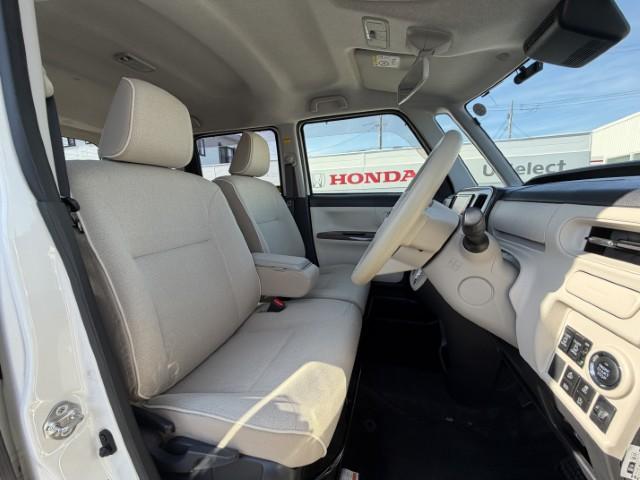 �O�Ȃ̓x���`�V�[�g�^�C�v�ł��􎺓���Ԃ͍L�X�ňړ����y�X�ł��I