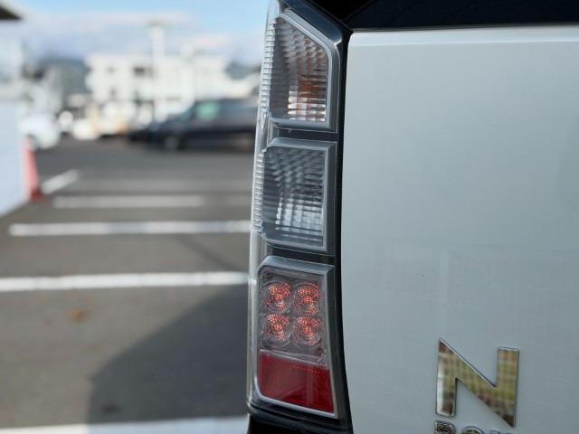 N-BOX GターボSSパッケージ ナビ Bカメラ 両側電動ドア ETC フルセグTV DVD再生 ドアバイザー フルオートエアコン 両側自動ドア イモビライザー スマ-トキ- パワーウインドウ パワステ(34枚目)