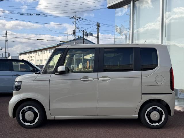 Ｎ－ＢＯＸ ファッションスタイル　ナビ　Ｂカメラ　ドラレコ　運転支援　両側電動　ＥＴＣ　Ｂｌｕｅｔｏｏｔｈ　シートヒーター　ＬＥＤヘッドライト　オートライト　盗難防止装置　スマートキ　　　ドライブレコーダー（3枚目）