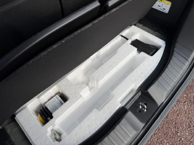 Ｎ－ＢＯＸカスタム ターボ　ナビ　Ｂｌｕｅｔｏｏｔｈ　運転支援　ドラレコ　シートヒーター　両側電動スライドドア　ＥＴＣ　ＬＥＤヘッドライト　アルミホイール　イモビライザー　衝突被害軽減　ベンチシート　キーフリー　ＥＳＣ　パワステ（28枚目）