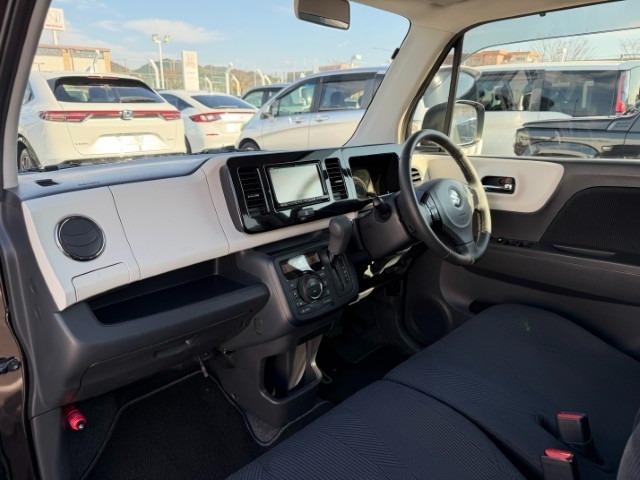 ������̃X�b�L���Ƃ����C���p�l�f�U�C���ł��B