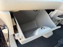 助手席前のグローブBOXです。