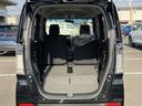 リアシートを倒せば広々荷室の出来上がりです!