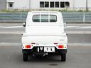 キャリイトラック KCエアコン・パワステ セーフティサポート装着車 4WD AM/FMラジオ 横滑り防止装置 ドアバイザー 鳥居 三方開 助手席エアバック AC 運転席エアバック 中古車画像_4