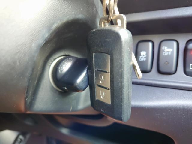 アイミーブ M 後期型・駆動バッテリー残存率測定・社外メモリーナビ・スマートキー・前席シートヒーター・BTオーディオ・MiEVリモートシステム・ヒートポンプA/C・オートライト・急速充電・電格ドアミラー・充電ケ-ブル(4枚目)