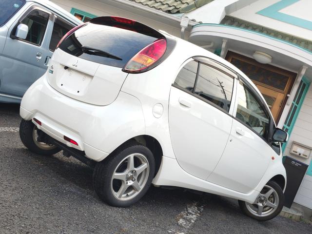 アイミーブ M 後期型・駆動バッテリー残存率測定・社外メモリーナビ・スマートキー・前席シートヒーター・BTオーディオ・MiEVリモートシステム・ヒートポンプA/C・オートライト・急速充電・電格ドアミラー・充電ケ-ブル(10枚目)