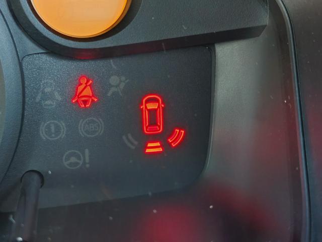 クリッパーＥＶ ４シーター　エマージェンシーブレーキ・プレ空調機能付きキーレス・前席シートヒーター・車線逸脱警報・リアパーキングセンサー・誤発進抑制・前席パワーウインドウ・プライバシーガラス・リアアンダーミラー・急速充電（15枚目）