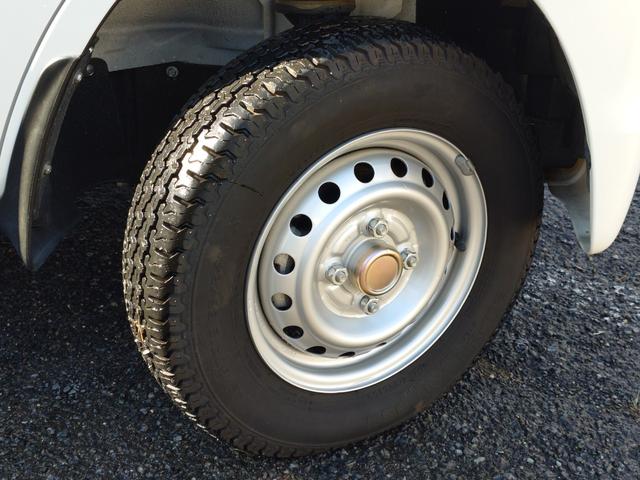 クリッパーＥＶ ４シーター　エマージェンシーブレーキ・プレ空調機能付きキーレス・前席シートヒーター・車線逸脱警報・リアパーキングセンサー・誤発進抑制・前席パワーウインドウ・プライバシーガラス・リアアンダーミラー・急速充電（28枚目）