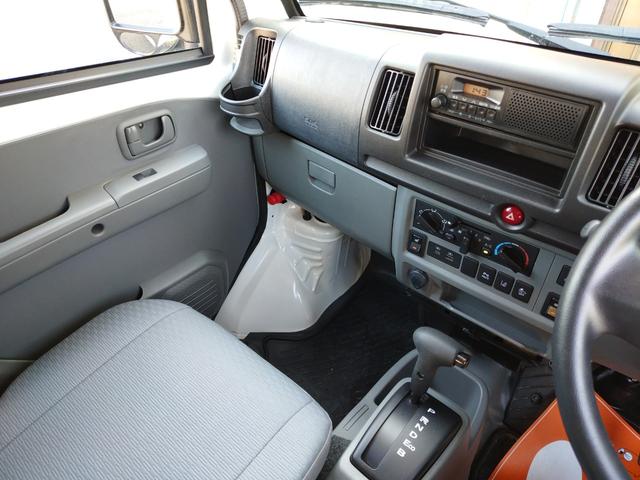 クリッパーＥＶ ４シーター　エマージェンシーブレーキ・プレ空調機能付きキーレス・前席シートヒーター・車線逸脱警報・リアパーキングセンサー・誤発進抑制・前席パワーウインドウ・プライバシーガラス・リアアンダーミラー・急速充電（31枚目）