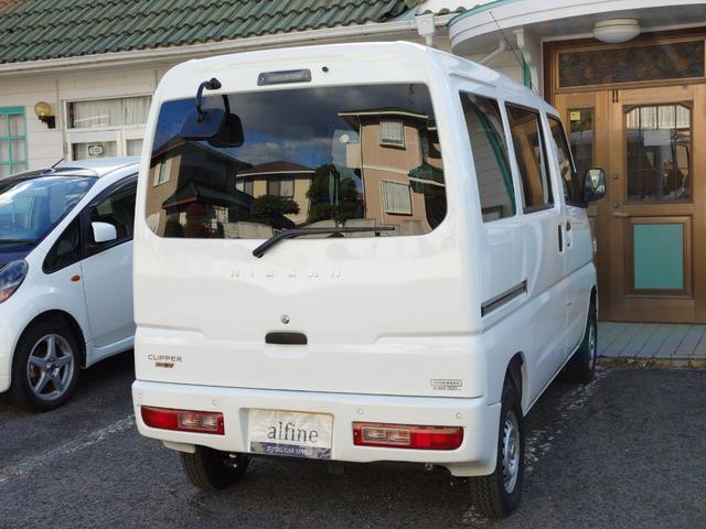 クリッパーＥＶ ２シーター　エマージェンシーブレーキ・プレ空調機能付きキーレス・１００Ｖコンセント・前席シートヒーター・車線逸脱警報・リアパーキングセンサー・誤発進抑制・前席パワーウインドウ・プライバシーガラス・急速充電（26枚目）