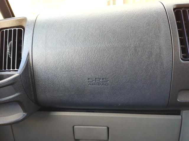 クリッパーＥＶ ２シーター　エマージェンシーブレーキ・プレ空調機能付きキーレス・１００Ｖコンセント・前席シートヒーター・車線逸脱警報・リアパーキングセンサー・誤発進抑制・前席パワーウインドウ・プライバシーガラス・急速充電（33枚目）