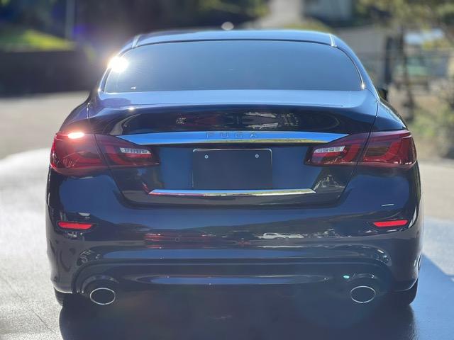 フーガ 　３７０ＧＴ　レザーシート　エアシート　パノラマビューモニター　ナビ　ＴＶ　ＥＴＣ　スマートキー　クルーズコントロール（4枚目）