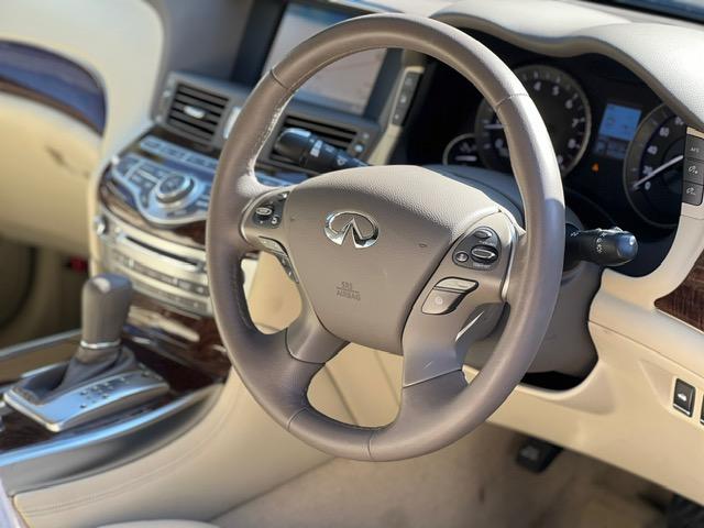 フーガ 　３７０ＧＴ　レザーシート　エアシート　パノラマビューモニター　ナビ　ＴＶ　ＥＴＣ　スマートキー　クルーズコントロール（20枚目）