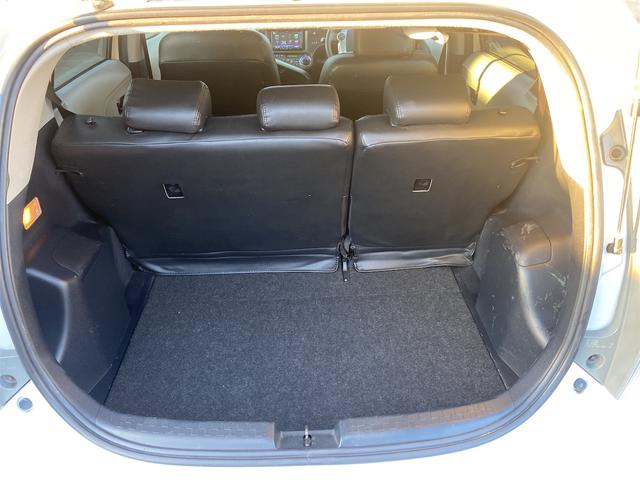 アクア S ハイブリッド ETC ナビ TV スマートキー 電動格納ミラー Bluetooth バックカメラ(18枚目)