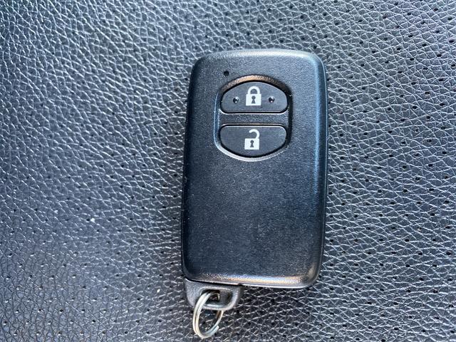 アクア S ハイブリッド ETC ナビ TV スマートキー 電動格納ミラー Bluetooth バックカメラ(25枚目)