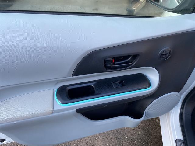 アクア S ハイブリッド ETC ナビ TV スマートキー 電動格納ミラー Bluetooth バックカメラ(32枚目)