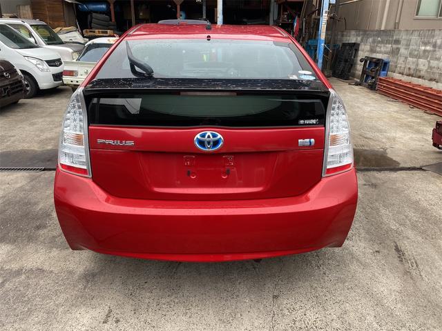 プリウス S ナビ TV Bluetooth接続 バックカメラ スマートキー プッシュスタート ディスチャージライト フォグランプ オートエアコン 格納ミラー オートライト ETC 衝突安全ボディー盗難防止システム(3枚目)