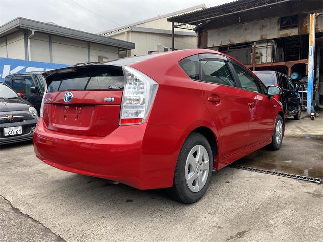 プリウス S ナビ TV Bluetooth接続 バックカメラ スマートキー プッシュスタート ディスチャージライト フォグランプ オートエアコン 格納ミラー オートライト ETC 衝突安全ボディー盗難防止システム(8枚目)