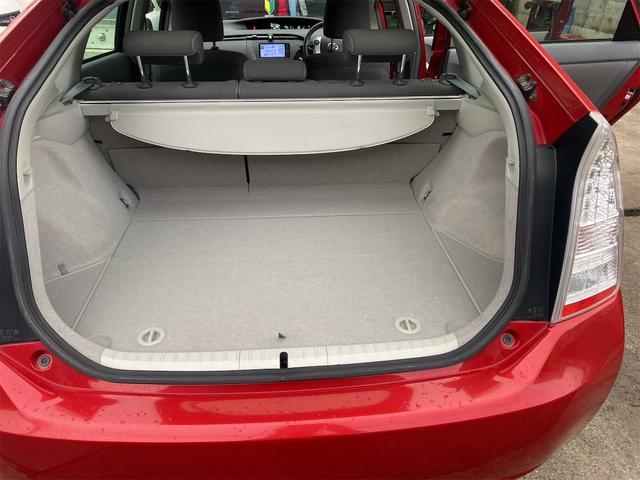 プリウス S ナビ TV Bluetooth接続 バックカメラ スマートキー プッシュスタート ディスチャージライト フォグランプ オートエアコン 格納ミラー オートライト ETC 衝突安全ボディー盗難防止システム(26枚目)