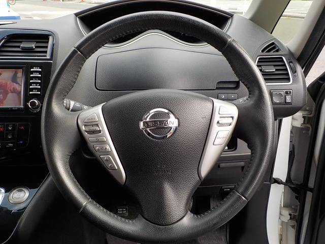 セレナ ハイウェイスター　Ｓ－ハイブリッド　Ｖセレクション　８人乗り　新品前後ドライブレコーダー　鏡面研磨コーティング　全周囲カメラ　ナビ　フルセグＴＶ　後席モニター　クリアランスソナー　ＥＴＣ　両側電動スライドドア　オートライト　後席モニター　３列シート（3枚目）