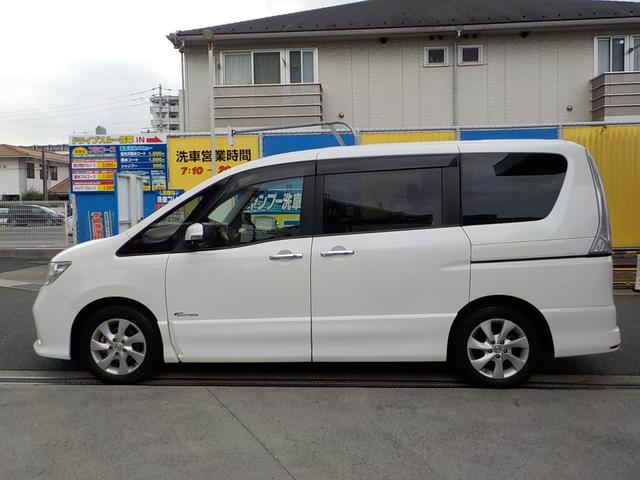 セレナ ハイウェイスター　Ｓ－ハイブリッド　Ｖセレクション　８人乗り　新品前後ドライブレコーダー　鏡面研磨コーティング　全周囲カメラ　ナビ　フルセグＴＶ　後席モニター　クリアランスソナー　ＥＴＣ　両側電動スライドドア　オートライト　後席モニター　３列シート（15枚目）