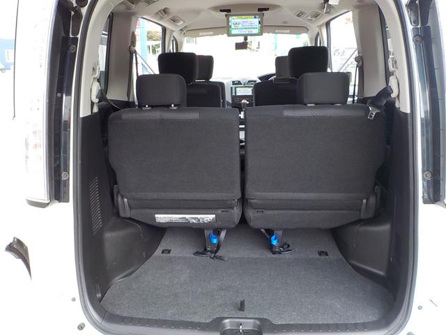 セレナ ハイウェイスター　Ｓ－ハイブリッド　Ｖセレクション　８人乗り　新品前後ドライブレコーダー　鏡面研磨コーティング　全周囲カメラ　ナビ　フルセグＴＶ　後席モニター　クリアランスソナー　ＥＴＣ　両側電動スライドドア　オートライト　後席モニター　３列シート（24枚目）