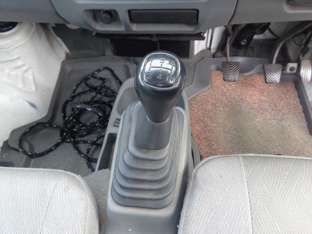 ミニキャブトラック 　屋根付車庫保管車　走行７万キロ台　エアコンはありません（19枚目）