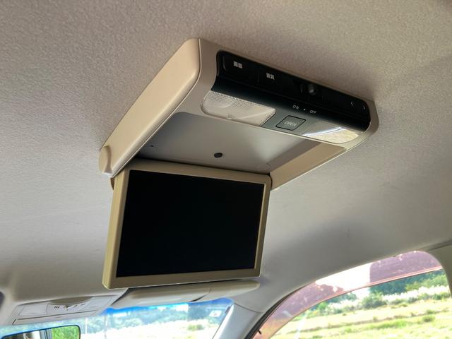 エルグランド ２５０ハイウェイスター　両側パワースライドドア　Ｂカメラ　Ｂｌｕｅｔｏｏｔｈ　地デジフルセグ　ＥＴＣ　スマートキー　リアモニター　車高調　社外アルミ　ＨＩＤ　リアフィルム（19枚目）