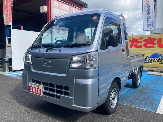 ハイゼットトラック ジャンボ　登録届出済未使用車　マット　バイザー　ＥＴＣ　ゲートプロダクター　中古ナビ　パートタイム４ＷＤ　衝突軽減ブレーキオーバーヘッドコンソール　鉄キー　スペアキー　取扱説明書　メンテナンスノート　新車保証（7枚目）