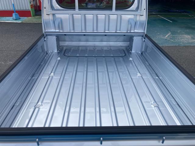 ハイゼットトラック ジャンボ　登録届出済未使用車　マット　バイザー　ＥＴＣ　ゲートプロダクター　中古ナビ　パートタイム４ＷＤ　衝突軽減ブレーキオーバーヘッドコンソール　鉄キー　スペアキー　取扱説明書　メンテナンスノート　新車保証（38枚目）