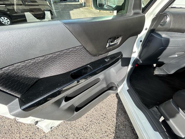 スペーシアカスタム ＴＳ　修復歴なし　プッシュスタート　ＣＶＴ　オートエアコン　ＥＴＣ　社外ナビ　Ｂｌｕｅｔｏｏｔｈ）バックカメラ　フォグライト　オートライト　ターボ　両側パワースライドドア　純正アルミホイール　スペアキー（27枚目）