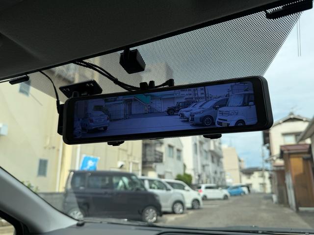 アクア S フルエアロ デイライト 3画面デジタルインナーミラー ドラレコ 社外テール 後部座席モニター バックカメラ ナビ TV オートライト スマートキー 社外アルミホール 電動格納ミラー シートヒーター(46枚目)