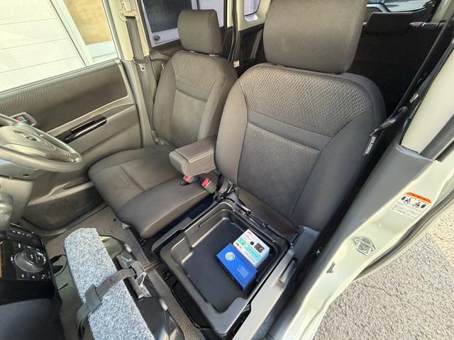 パレットＳＷ ＸＳ　ドライブレコーダー　ＥＴＣ　ＨＤＤナビ　フルセグＴＶ　ＣＤ録音　ＤＶＤ再生　左側パワースライドドア　右側イージークローザードア　ＨＩＤライト　フォグランプ　社外アルミ　スマートキー＆プッシュスタート（32枚目）