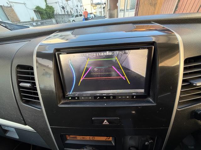 バックカメラも付いていますので、バック駐車が苦手な方も、安心です。