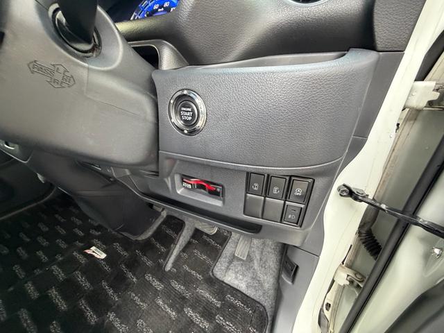 スペーシアカスタム XSターボ 両側パワースライドドア 8インチ大型ナビ Bluetoothナビ シートヒーター ミラー型レーダー探知機 ETC クルーズコントロール プッシュスタート パドルシフト フォグランプ ISOFIX対応(28枚目)