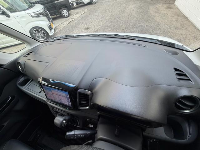 スペーシアカスタム XSターボ 両側パワースライドドア 8インチ大型ナビ Bluetoothナビ シートヒーター ミラー型レーダー探知機 ETC クルーズコントロール プッシュスタート パドルシフト フォグランプ ISOFIX対応(32枚目)