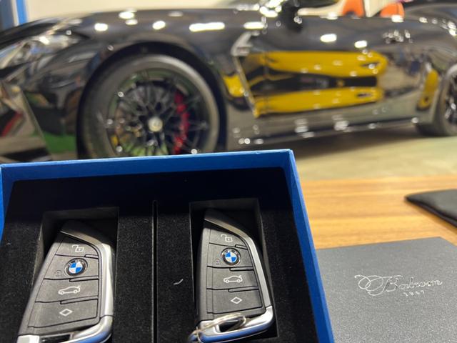 M4カブリオレ コンペティション M xDrive 直6ツインターボ 4WD ワンオーナー 正規ディーラー車 6Podキャリパー(ブレンボOEM)右ハンドル 四本出マフラー 取説保証書有 コーティング済(40枚目)