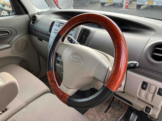 タント Ｘ　電動スライドドア　スマートキー　電動格納ミラー　ベンチシート　ＣＶＴ　盗難防止システム　ＡＢＳ　ＣＤ　衝突安全ボディ　エアコン　パワーステアリング　パワーウィンドウ（12枚目）