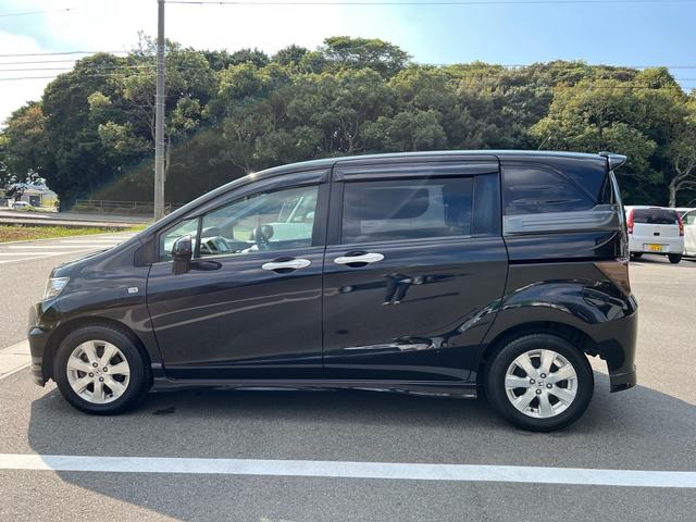 フリードスパイク G エアロ(8枚目)