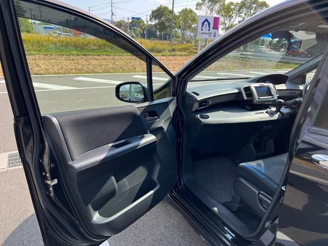 フリードスパイク G エアロ(13枚目)