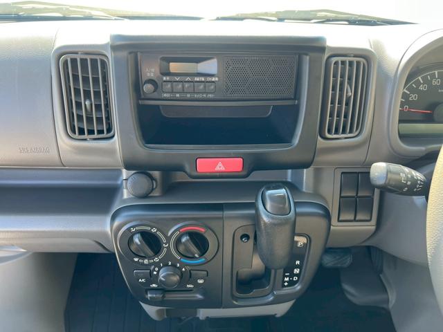 エブリイ ＰＡ　２ＷＤ　ＡＴ　エアコン　パワーステ　ドライブレコーダー　運転席助手席エアバック　ＡＢＳ　ＭＴモード付　純正ラジオ　１２Ｖ電源ソケット　ヘッドライトレベライザー　フロアマット　スペアタイヤ　２ｎｄ発進（22枚目）