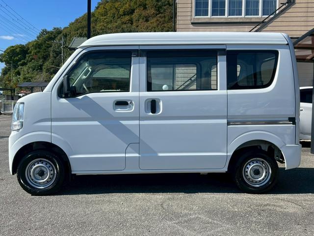 エブリイ ＰＡ　２ＷＤ　ＡＴ　エアコン　パワーステ　ドライブレコーダー　運転席助手席エアバック　ＡＢＳ　ＭＴモード付　純正ラジオ　１２Ｖ電源ソケット　ヘッドライトレベライザー　フロアマット　スペアタイヤ　２ｎｄ発進（64枚目）