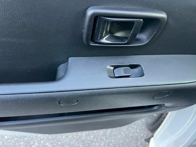 ハイゼットカーゴ スペシャルＳＡＩＩＩ　アイドリングストップ　運転席助手席エアバック　ＡＢＳ　衝突被害軽減ブレーキ　横滑り防止装置　オートマチックビーム　エアコン　パワーステアリング　ドライブレコーダー　ＥＴＣ　パワーウィンドウ　キーレス（46枚目）