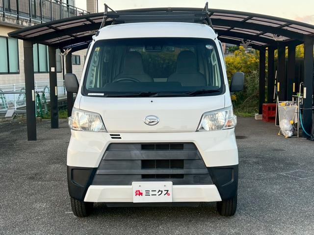 ハイゼットカーゴ スペシャルＳＡＩＩＩ　アイドリングストップ　運転席助手席エアバック　ＡＢＳ　衝突被害軽減ブレーキ　横滑り防止装置　オートマチックビーム　エアコン　パワーステアリング　ドライブレコーダー　ＥＴＣ　パワーウィンドウ　キーレス（65枚目）